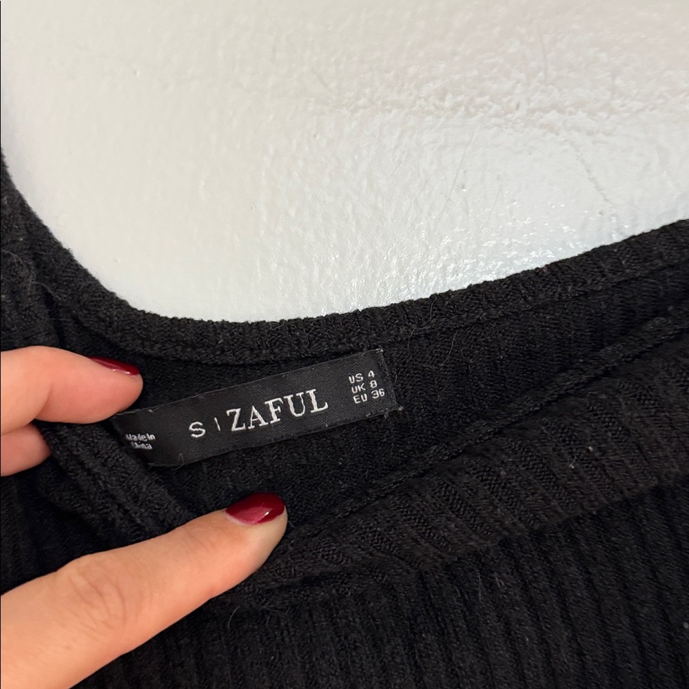 MOVING SALE Zaful Black Ribbed Off Shoulder Cropped Long Sleeve Knit Top - Picture 7 of 8